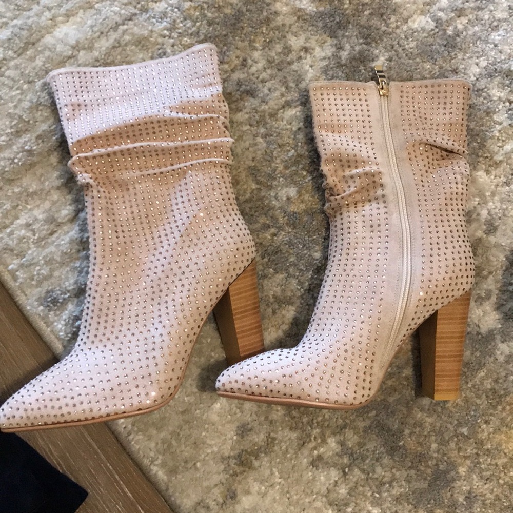 Heeled boots sparkle tan
